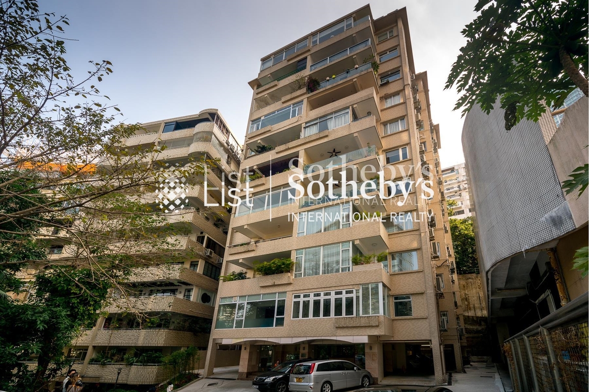 Catalina Mansions 嘉年大廈