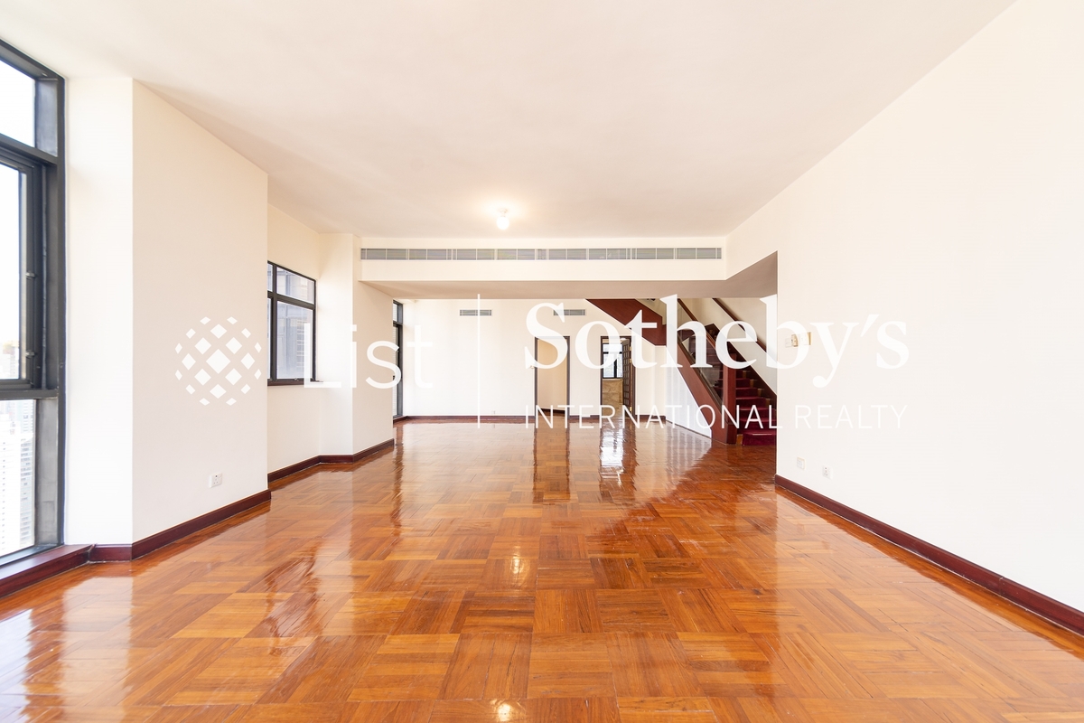 Regent On The Park 御花園 | View from Living Room