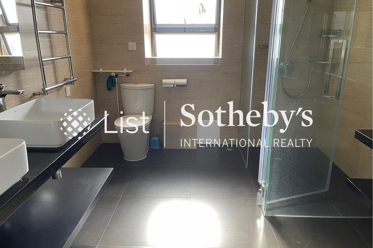 Regent On The Park 御花園 | Master Bathroom