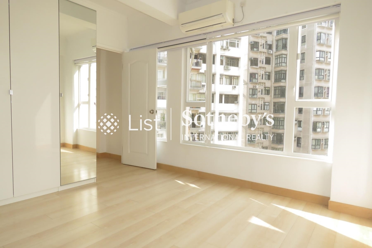 May Mansion 美華閣 | Master Bedroom