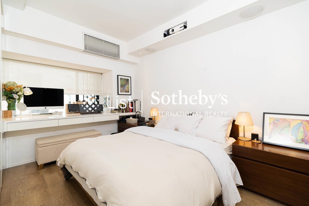 Monmouth Place 萬信臺 | Master Bedroom