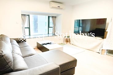 Monmouth Place 萬信臺 | 