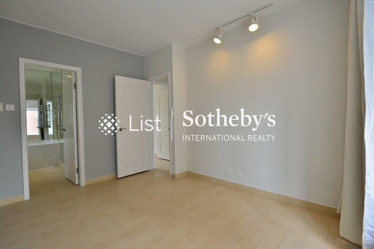 Monmouth Place 萬信臺 | Master Bedroom