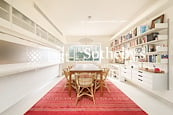 Suncrest Tower 桂濤苑 | Living and Dining Room