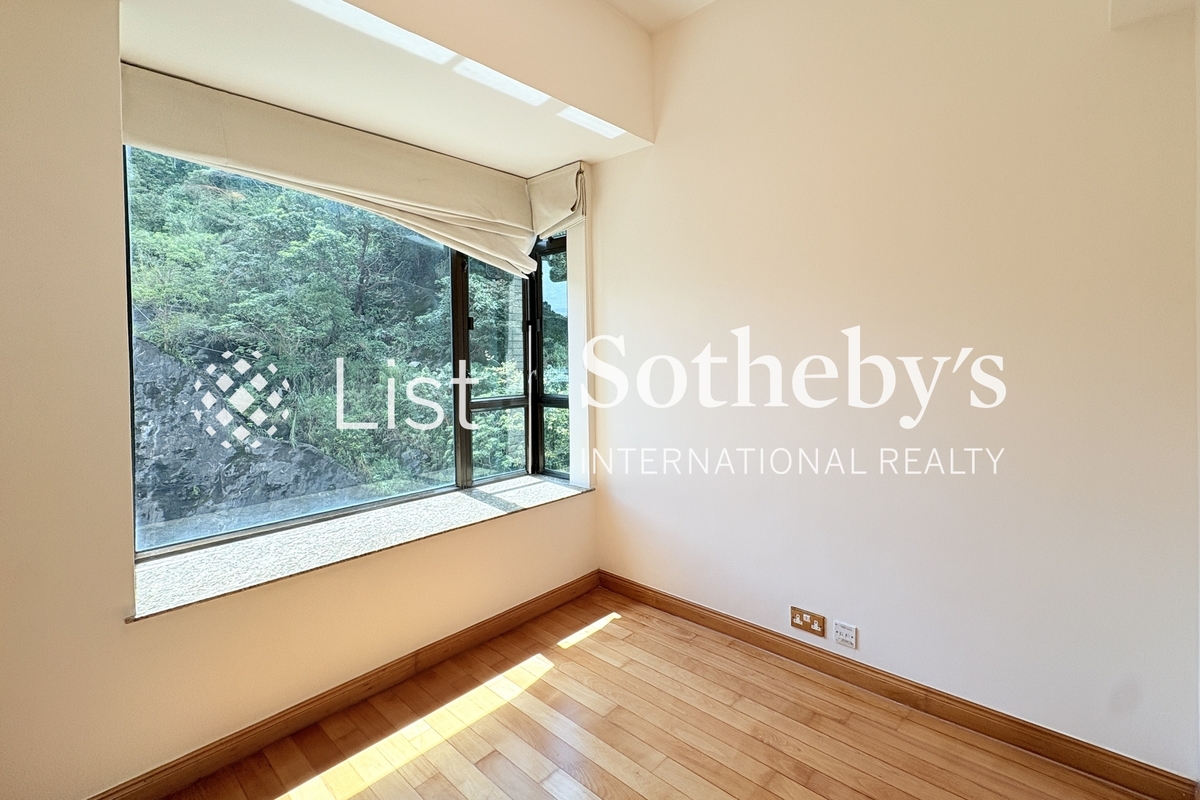 Fairlane Tower 寶雲山莊 | Third Bedroom