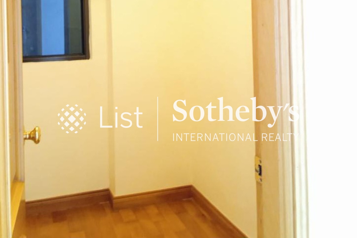 Fairlane Tower 寶雲山莊 | Study Room