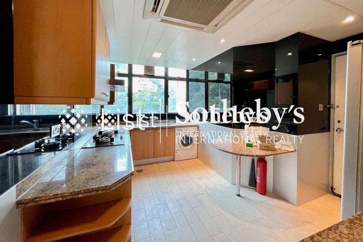 Fairlane Tower 宝云山庄 | Kitchen