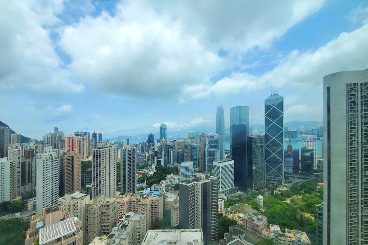 Fairlane Tower 寶雲山莊 | View from Living and Dining Room