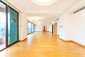 Fairlane Tower 寶雲山莊 | Living and Dining Room