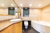 Fairlane Tower 寶雲山莊 | Master Bathroom