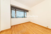 Fairlane Tower 寶雲山莊 | Master Bedroom