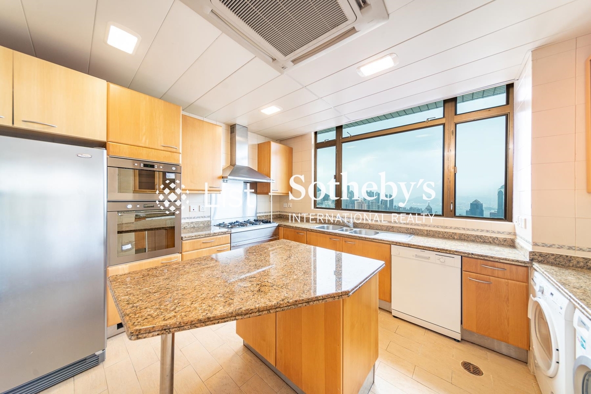 Fairlane Tower 寶雲山莊 | Kitchen