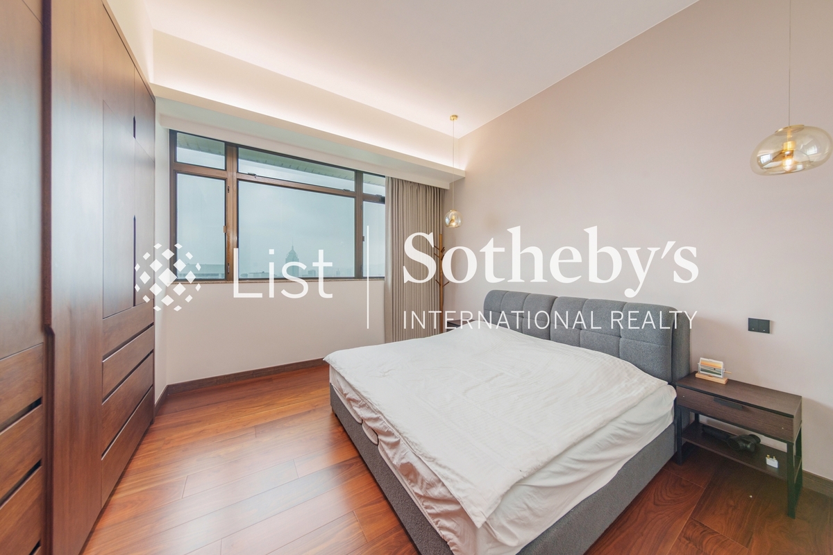 Fairlane Tower 寶雲山莊 | Master Bedroom