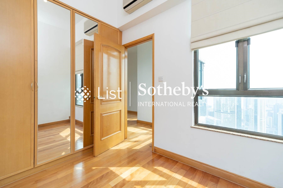 Fairlane Tower 寶雲山莊 | Fourth Bedroom