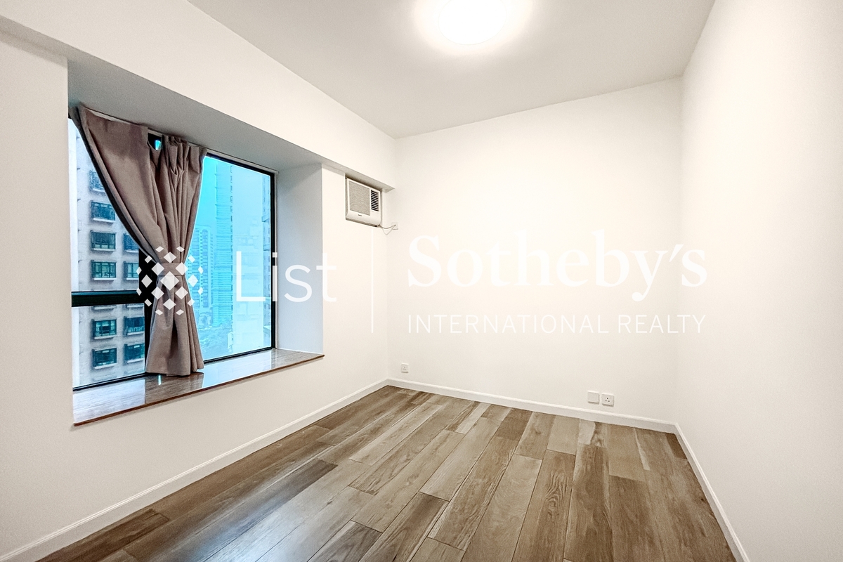 Hillsborough Court 曉峰閣 | Second Bedroom