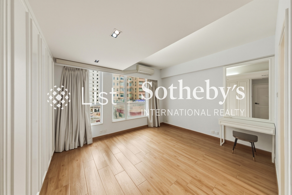 May Mansion 美华阁 | Master Bedroom