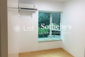 Hillsborough Court 晓峰阁 | Third Bedroom