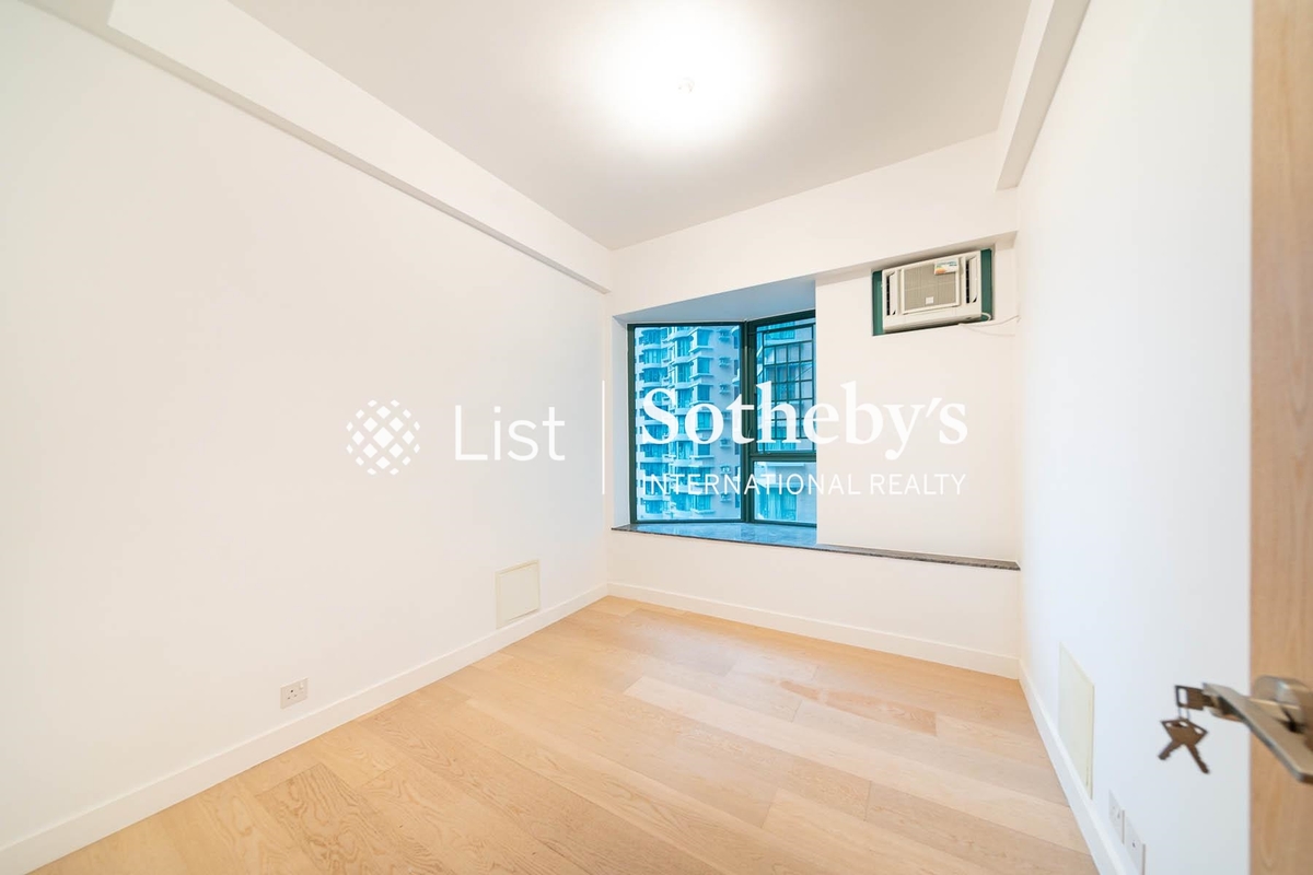 Hillsborough Court 曉峰閣 | Second Bedroom