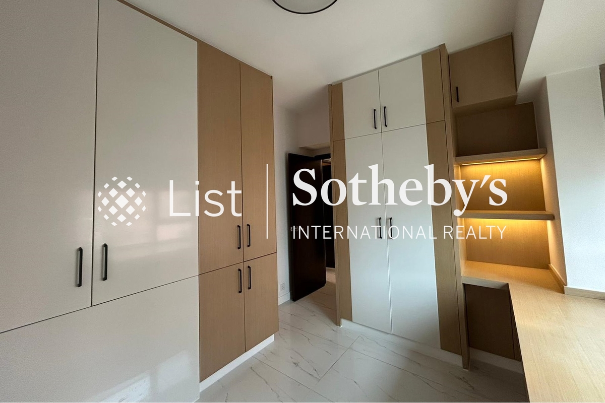 Hillsborough Court 曉峰閣 | Second En-suite Bedroom