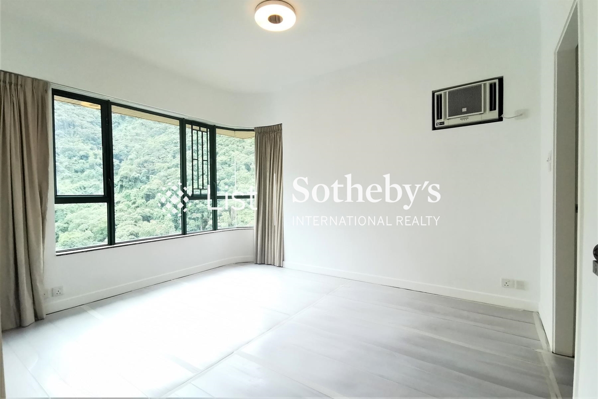 Hillsborough Court 曉峰閣 | Master Bedroom