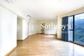 Hillsborough Court 曉峰閣 | Living and Dining Room
