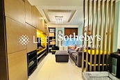 Golden Phoenix Court 金鳳閣 | Living Room