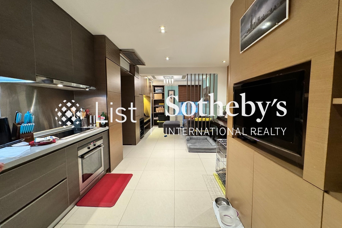 Golden Phoenix Court 金鳳閣 | Open Kitchen