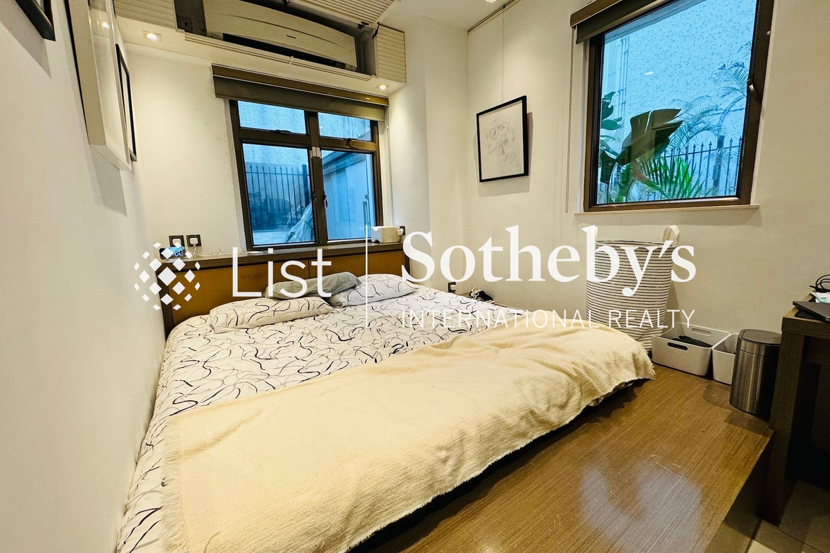 Golden Phoenix Court 金鳳閣 | Master Bedroom