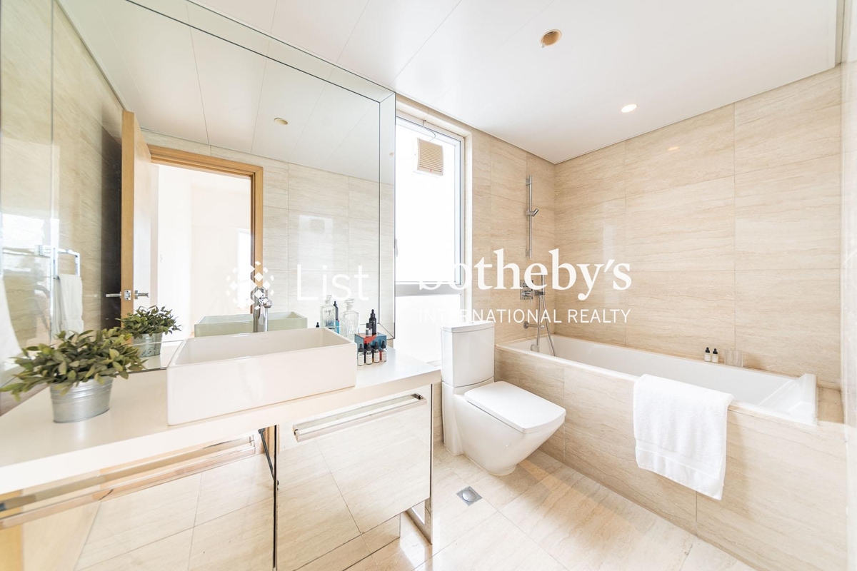 Redhill Peninsula 紅山半島 | Master Bathroom