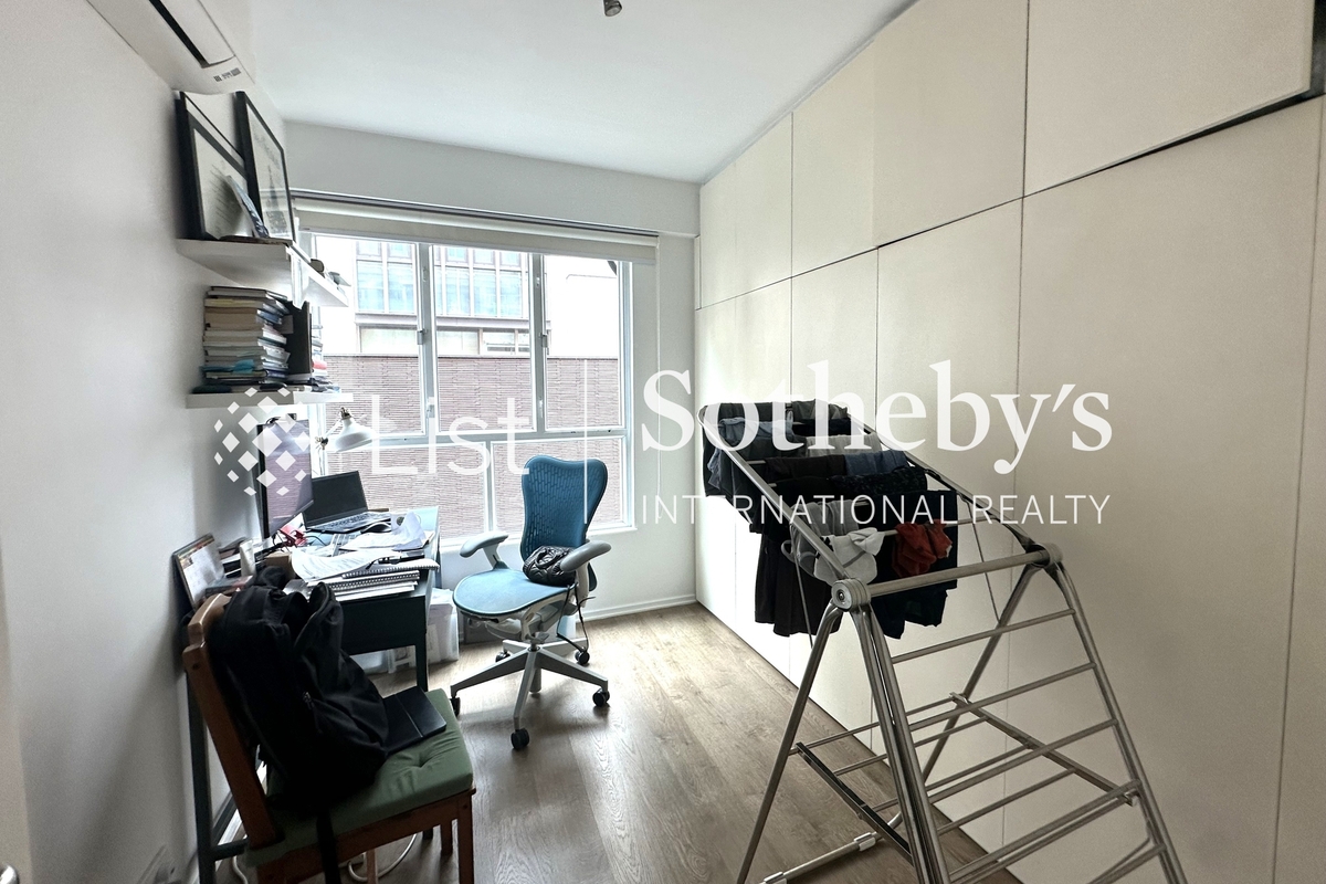 Regent Palisades 帝柏園 | Second Bedroom