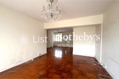 Repulse Bay Garden 麗景園 | Living and Dining Room