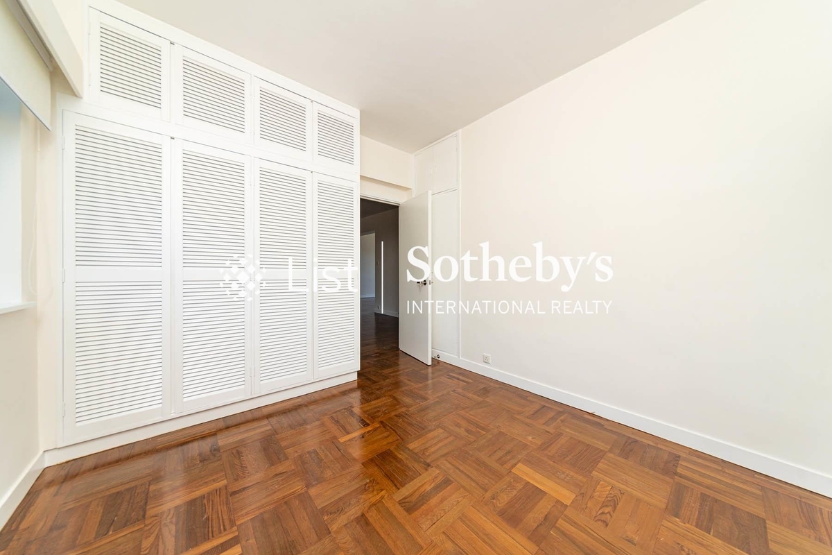 Repulse Bay Garden 麗景園 | Master Bedroom