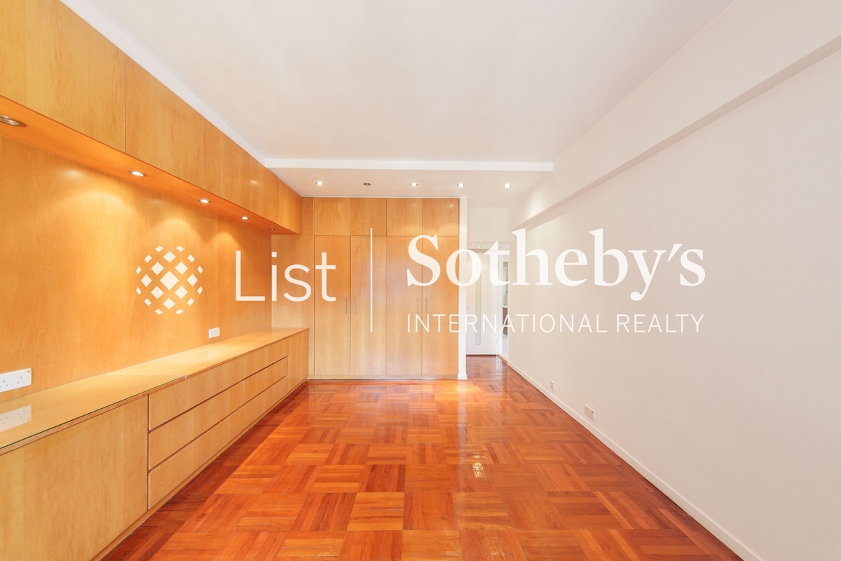 Repulse Bay Garden 麗景園 | Master Bedroom