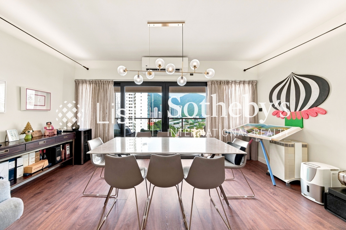 Repulse Bay Garden 麗景園 | Dining Room