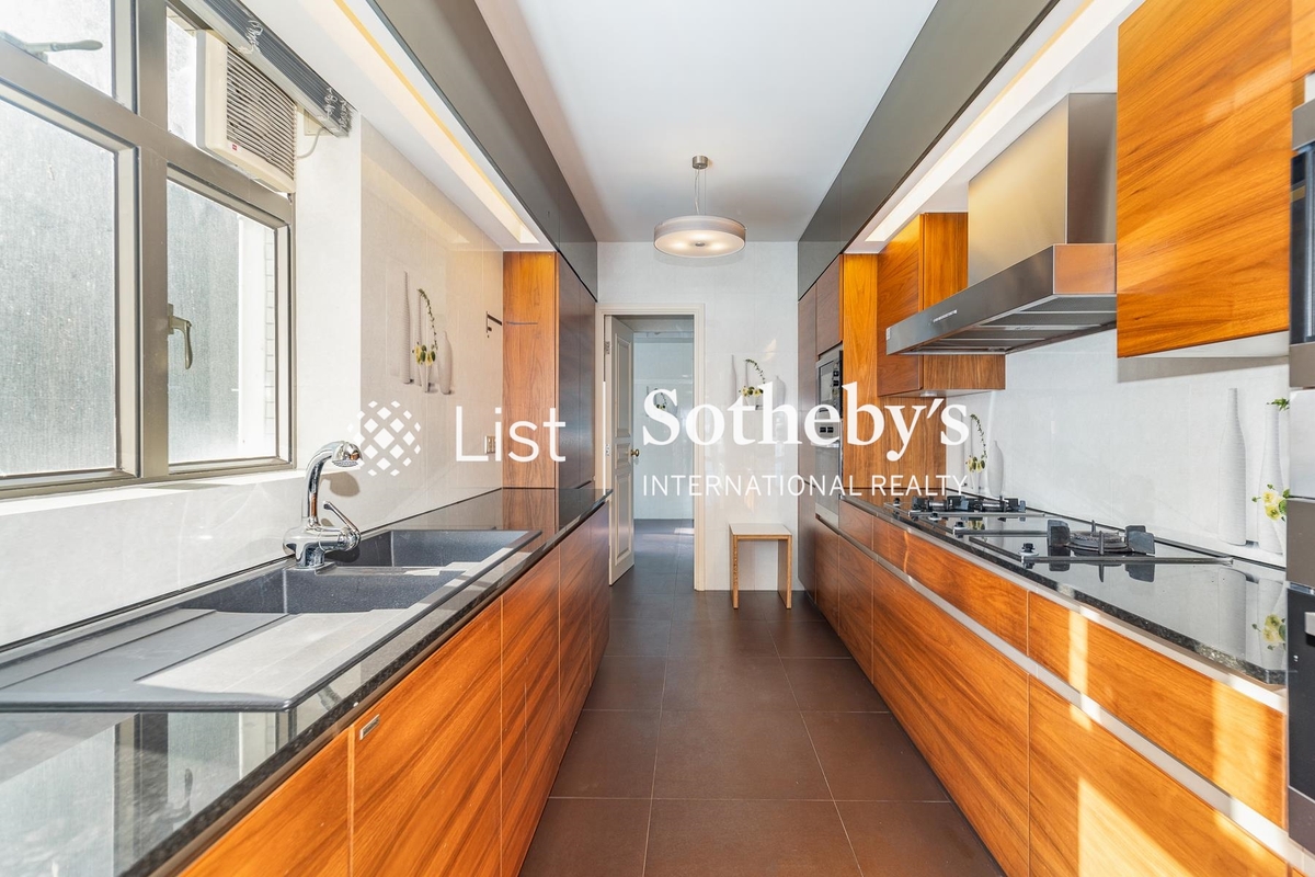 Repulse Bay Garden 麗景園 | Kitchen