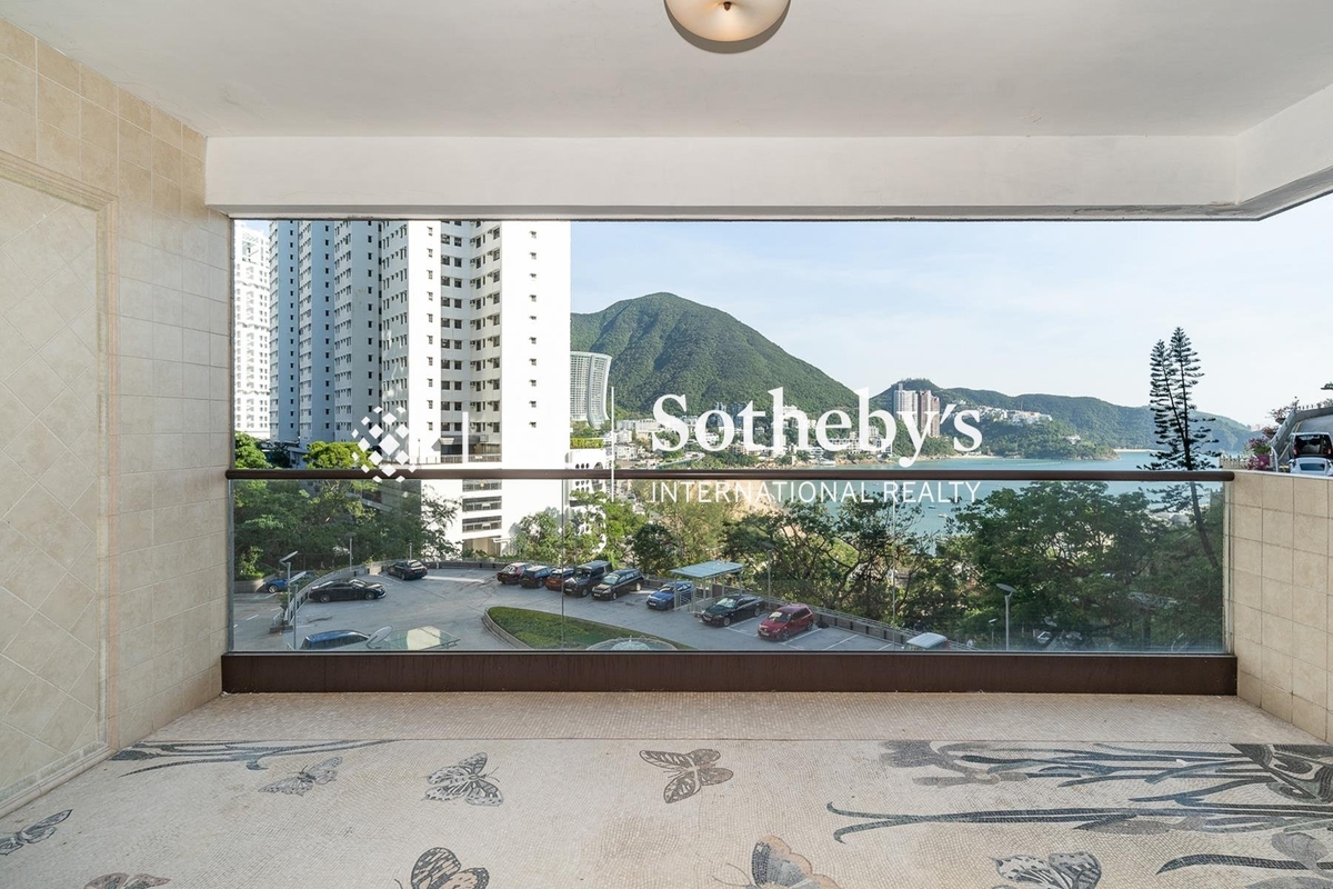 Repulse Bay Garden 麗景園 | Balcony off Living and Dining Room