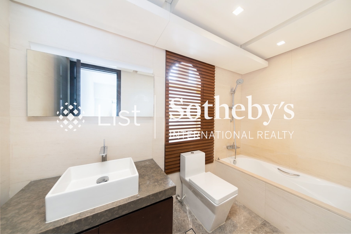 Redhill Peninsula 紅山半島 | Master Bathroom