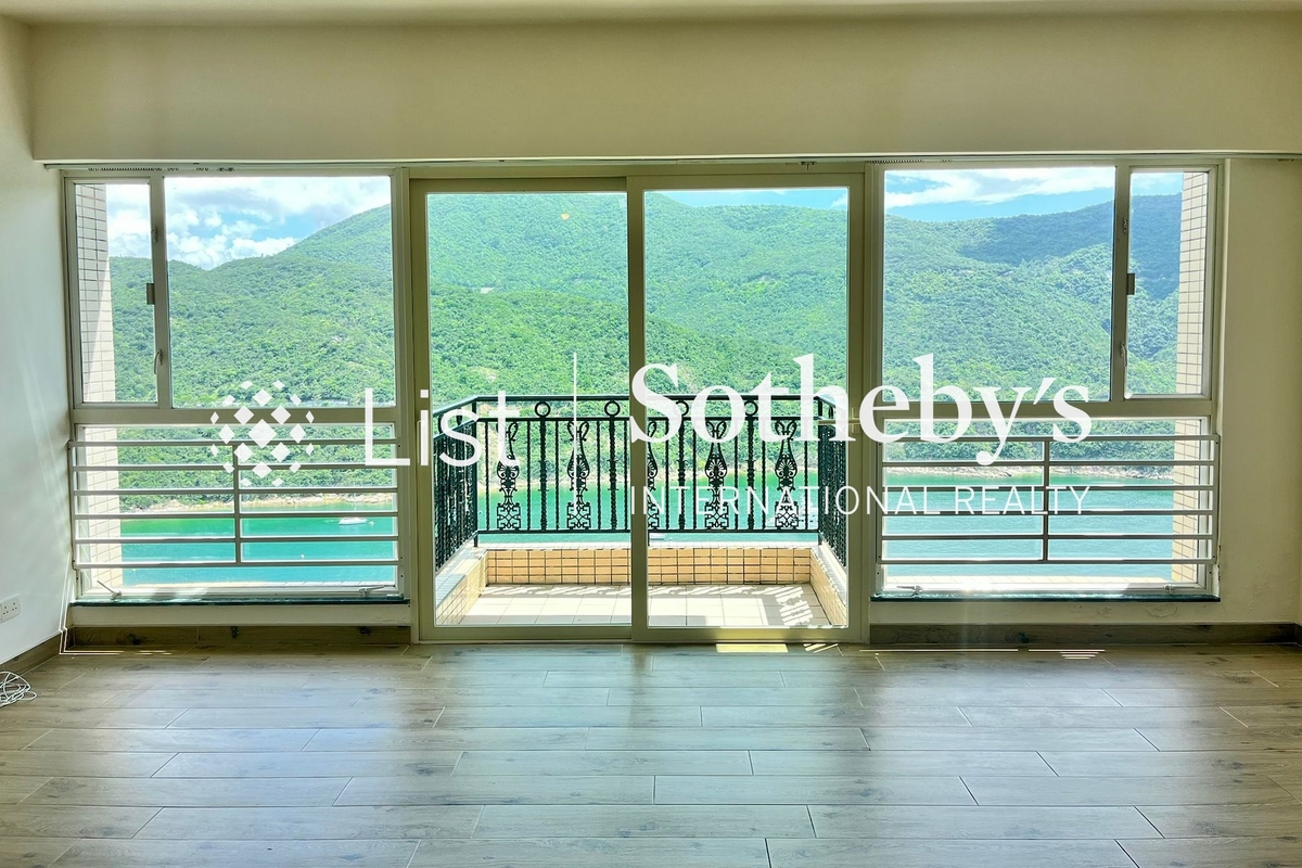 Redhill Peninsula 紅山半島 | Living Room