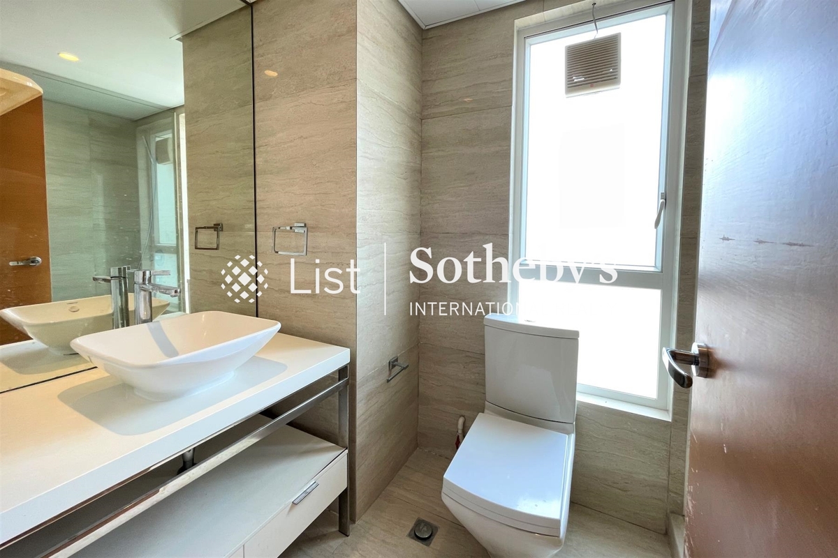 Redhill Peninsula 紅山半島 | Guest Bathroom