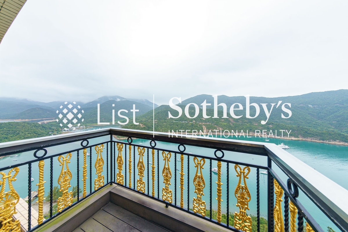 Redhill Peninsula 紅山半島 | View From Balcony