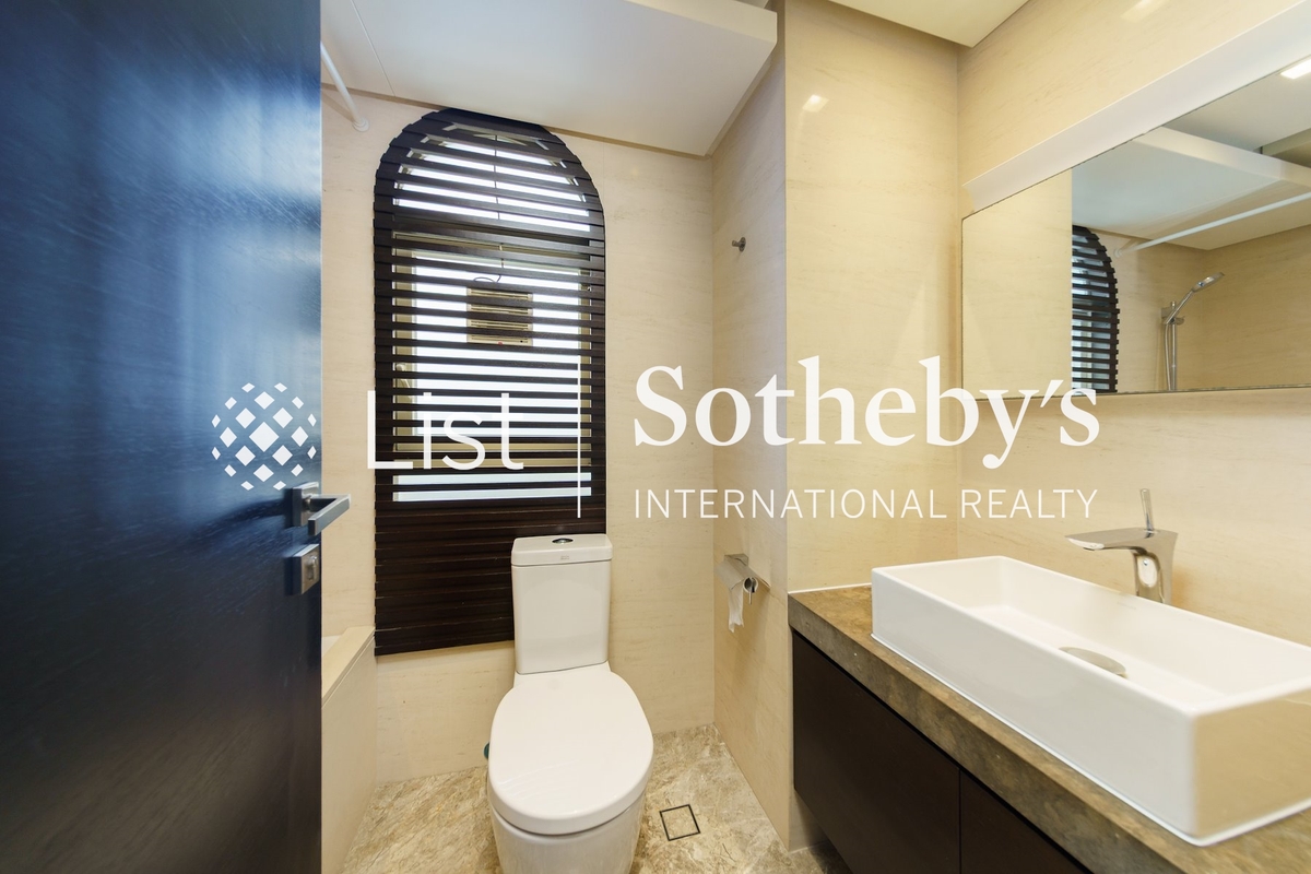 Redhill Peninsula 紅山半島 | Guest Bathroom