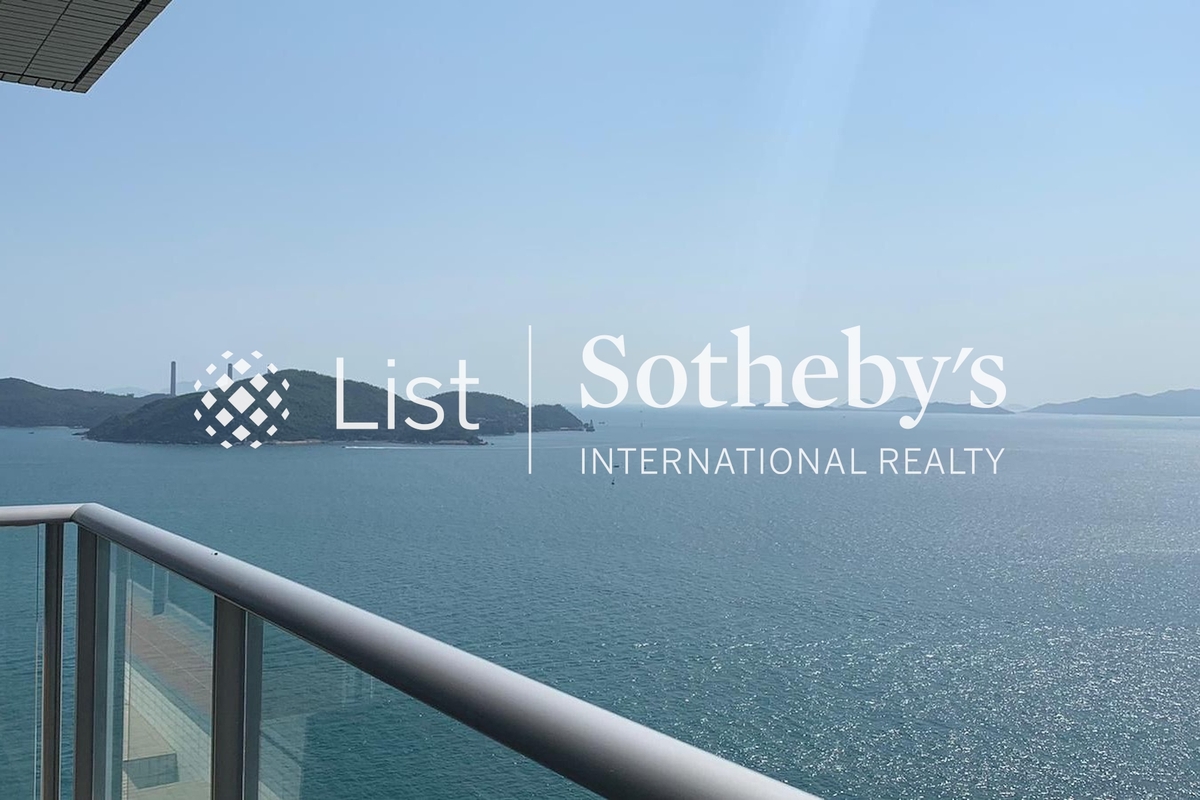 Residence Bel-Air Phase 4 Bel-Air On The Peak 貝沙灣 4期 南灣 | View from Living and Dining Room