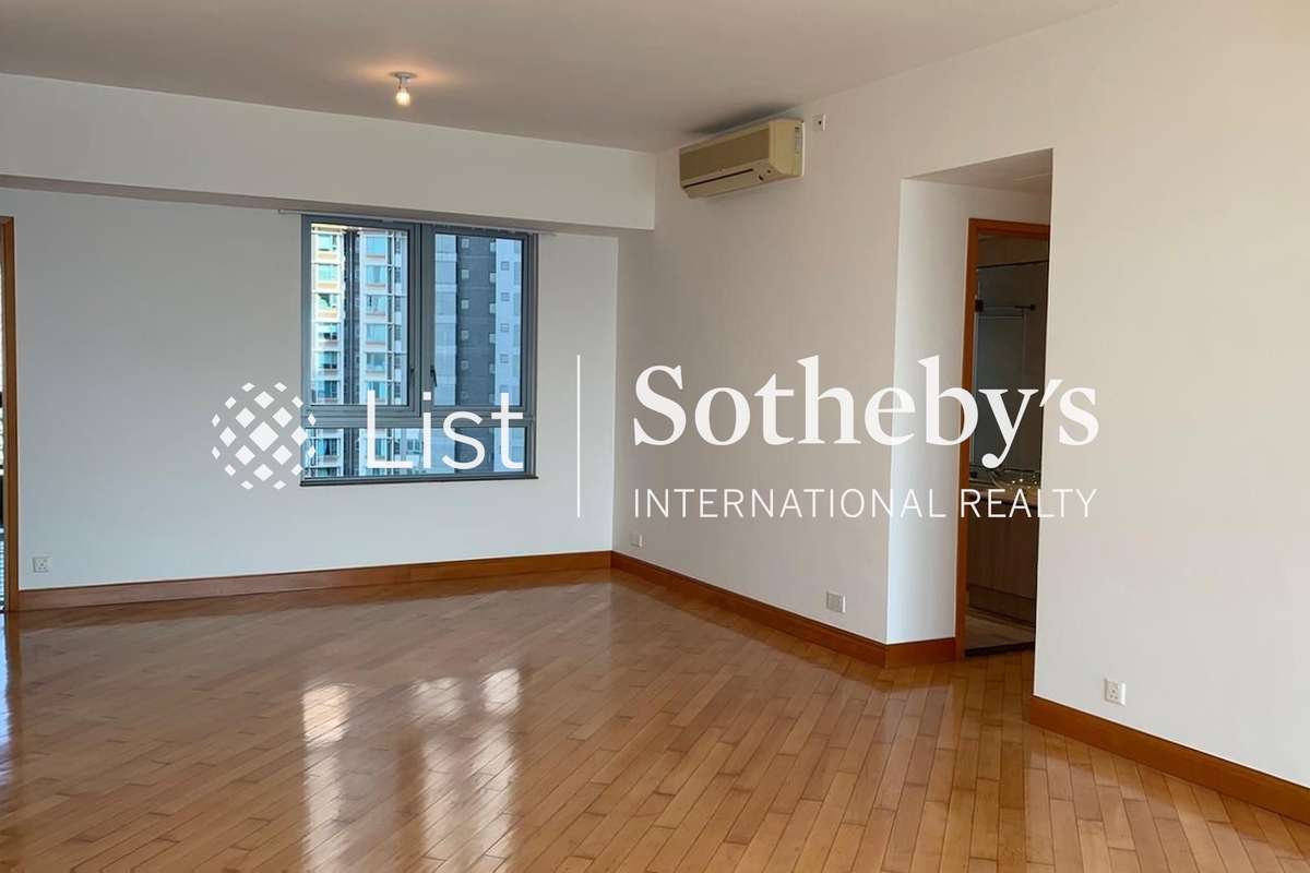 Residence Bel-Air Phase 4 Bel-Air On The Peak 貝沙灣 4期 南灣 | Living and Dining Room