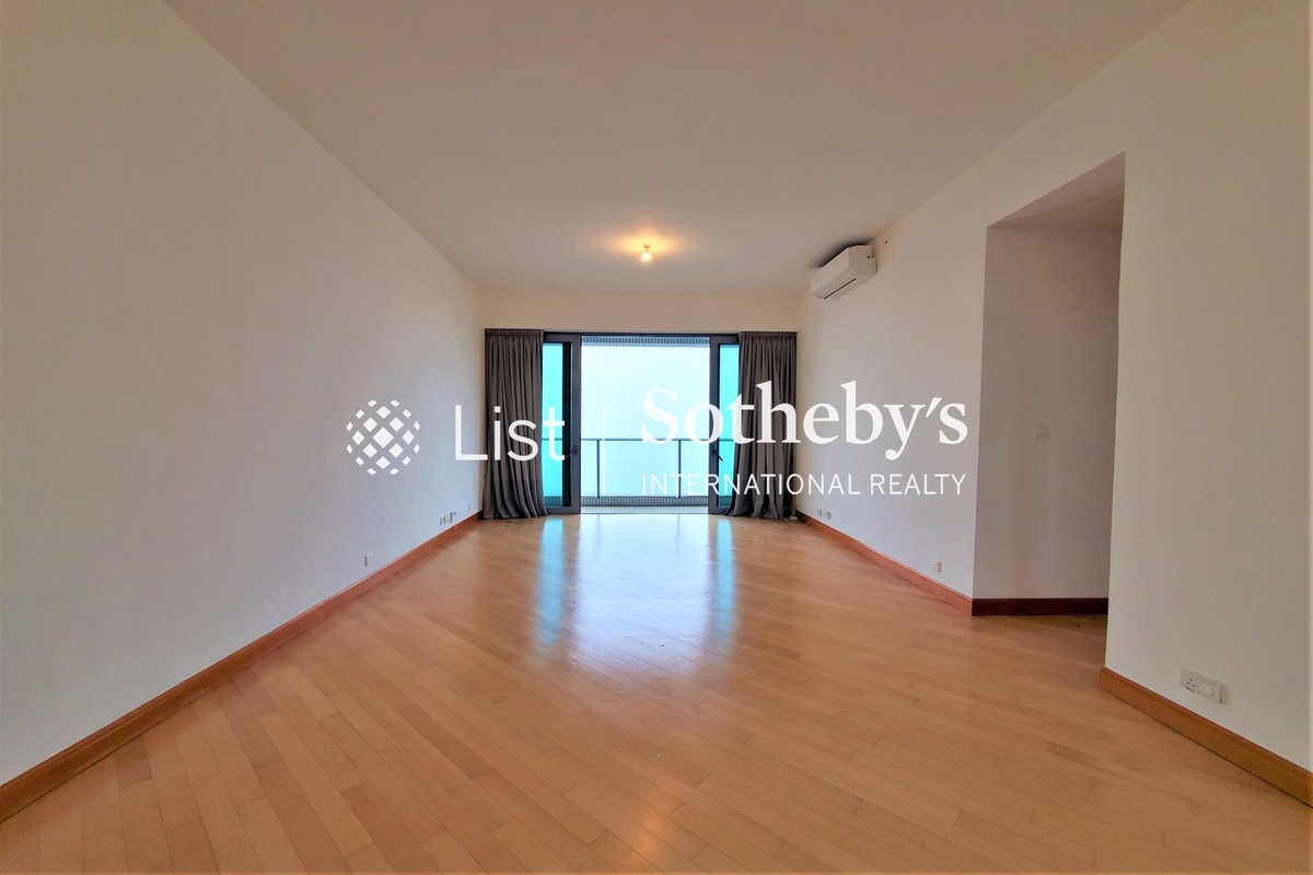 Residence Bel-Air Phase 4 Bel-Air On The Peak 貝沙灣 4期 南灣 | Living and Dining Room