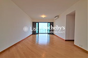Residence Bel-Air Phase 4 Bel-Air On The Peak 貝沙灣 4期 南灣 | Living and Dining Room
