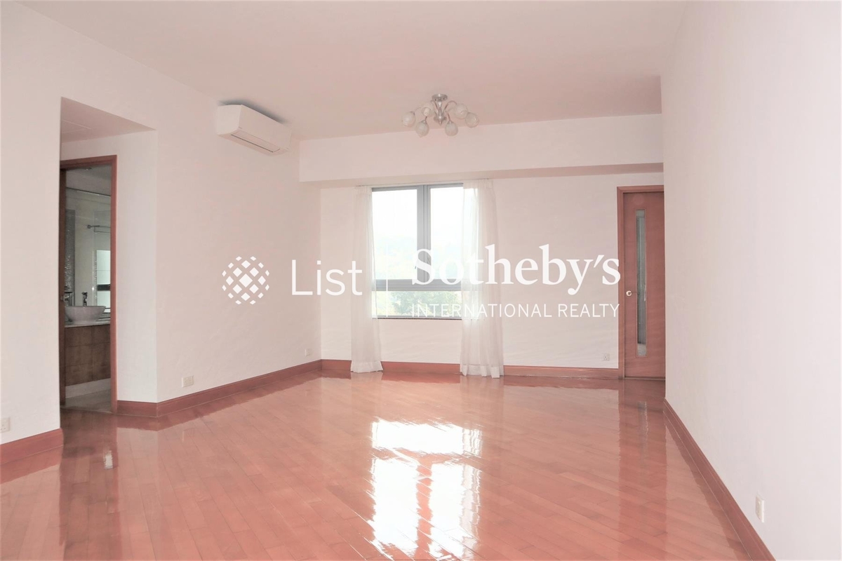 Residence Bel-Air Phase 4 Bel-Air On The Peak 貝沙灣 4期 南灣 | Living and Dining Room