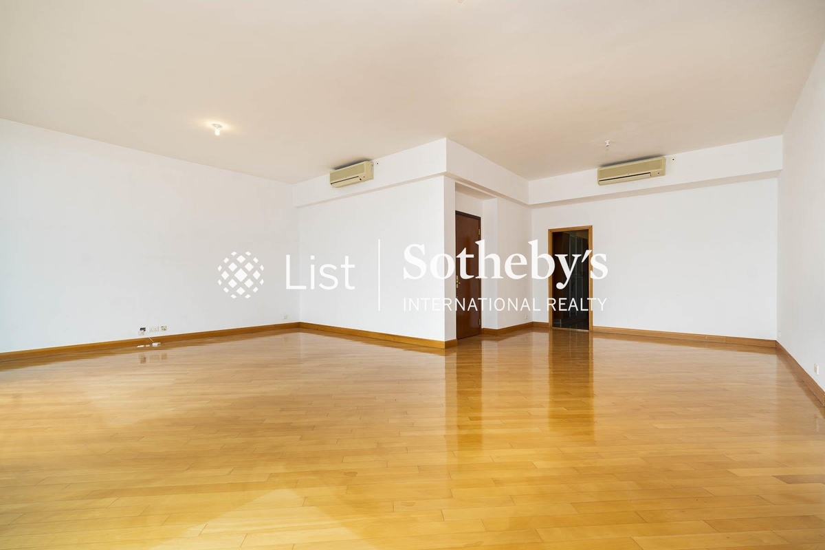 Residence Bel-Air Phase 4 Bel-Air On The Peak 貝沙灣 4期 南灣 | Living and Dining Room