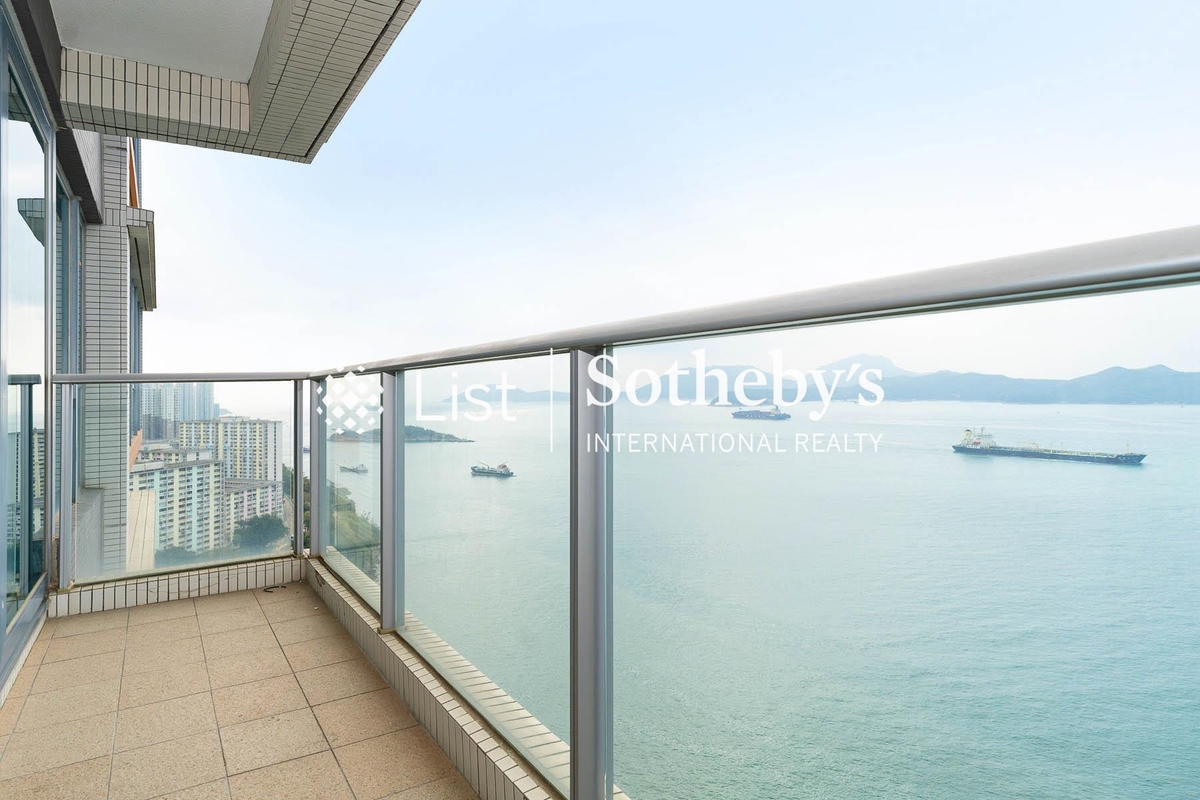 Residence Bel-Air Phase 4 Bel-Air On The Peak 貝沙灣 4期 南灣 | Balcony off Living Area