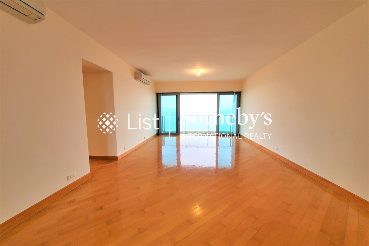 Residence Bel-Air Phase 4 Bel-Air On The Peak 貝沙灣 4期 南灣 | Living and Dining Room