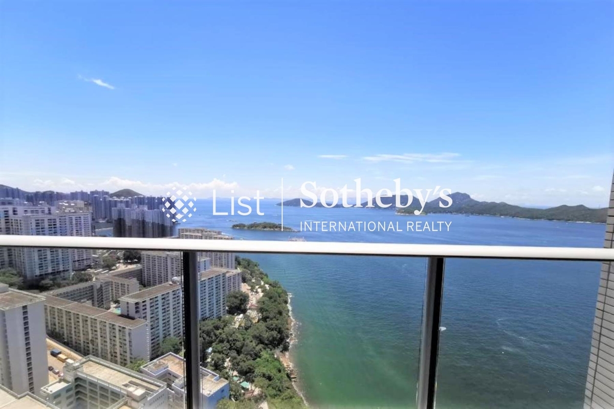 Residence Bel-Air Phase 4 Bel-Air On The Peak 貝沙灣 4期 南灣 | View from Living and Dining Room